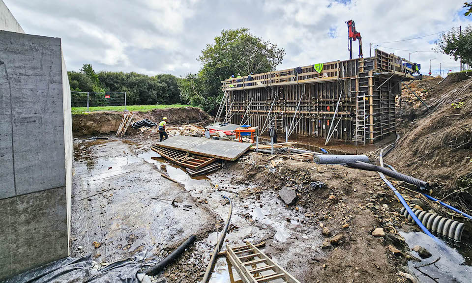 Obras estrada Caxadas a Baíñas 1 Vimianzo