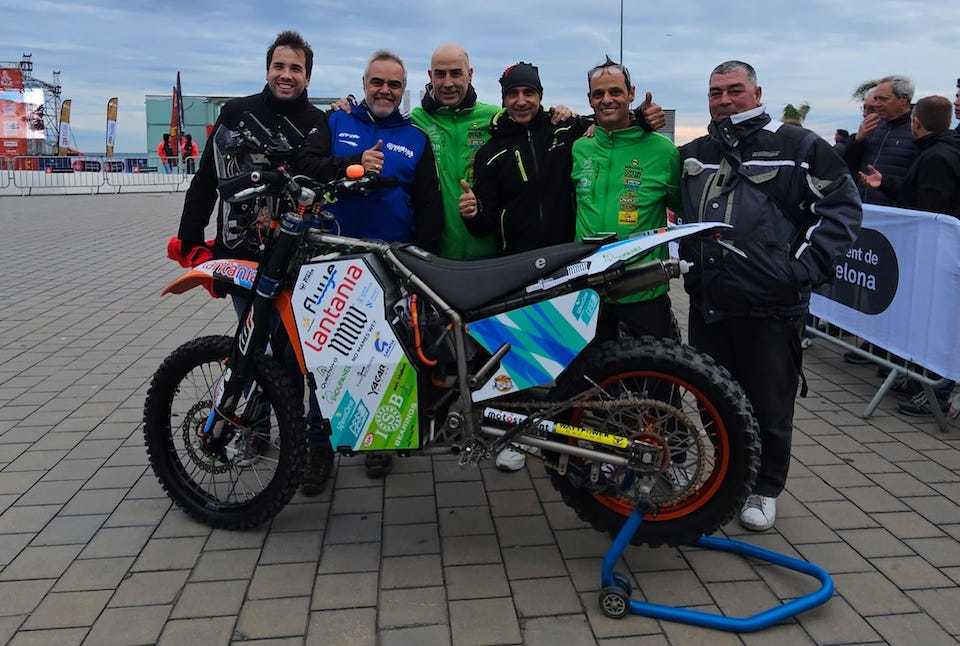 Fran Pallas camino do Dakar con Moto Electrica Equipo