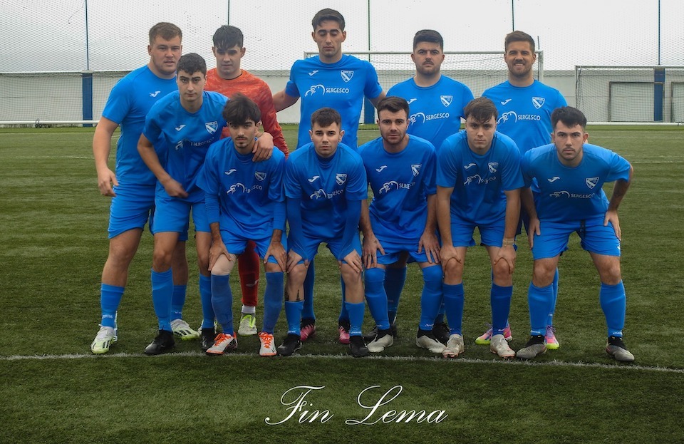 11 do Corme CF no Cairo-Foto-Fin Lema