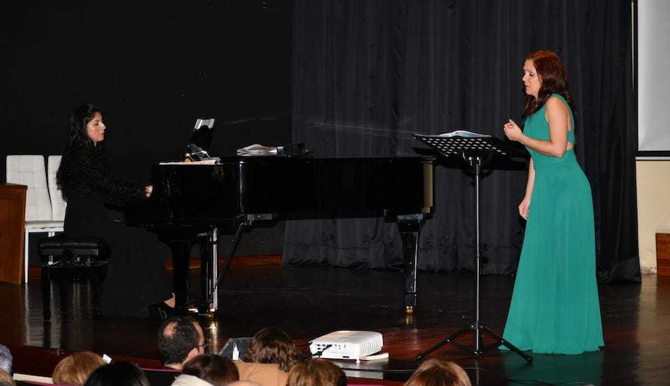 Andreina Muno e Gemma Román-Foto-Victor Hugo 2