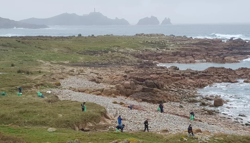 limpando os coidos do Cabo Vilan