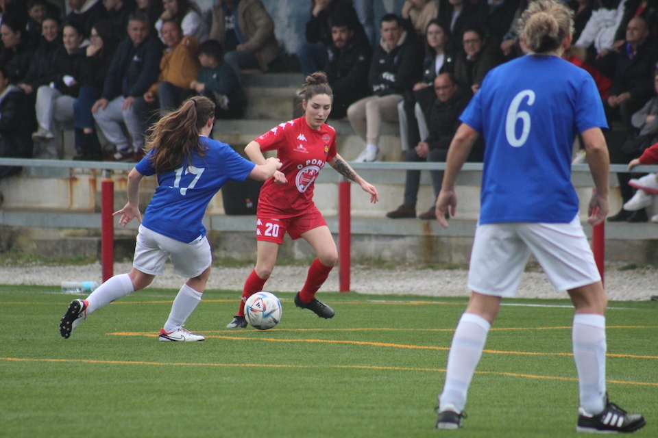 Muxia-Camarinas en Arlina da Liga da Costa feminina-Foto-Marina Busto