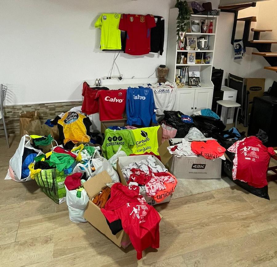 Roupa deportiva de Corcubion a Guinea Bisau