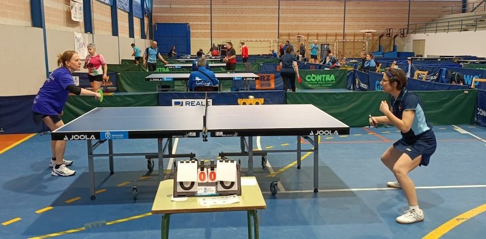 Tenis de mesa veteranas Zas