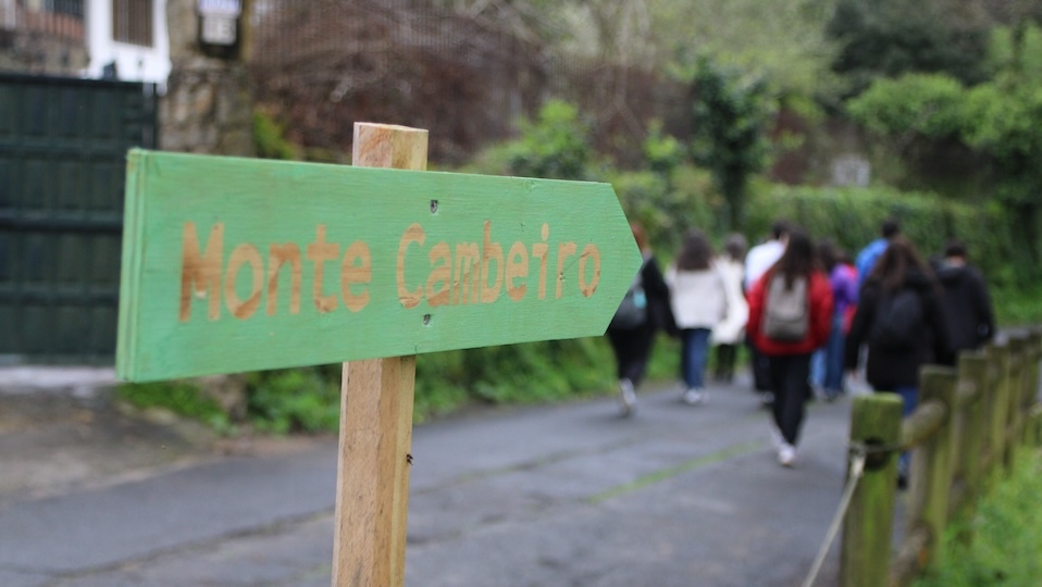 en direccion ao monte cambeiro