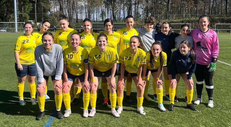 11 do CF Mazaricos feminino en Dubra