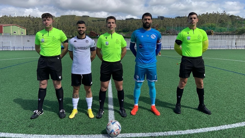 Capis e colexiados no Dumbria-Praina