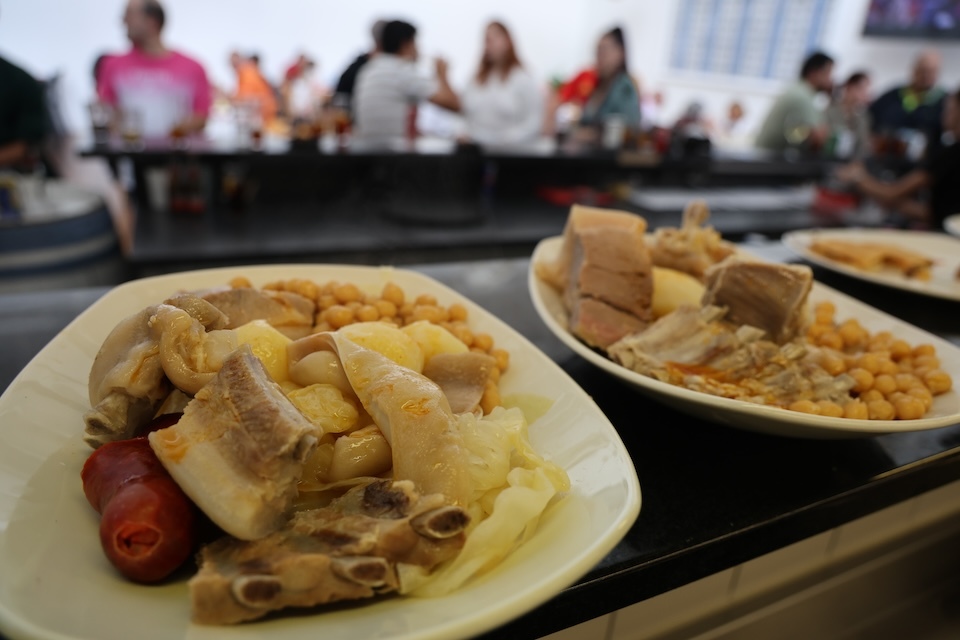 Tapas na sesion vermu de Lyss