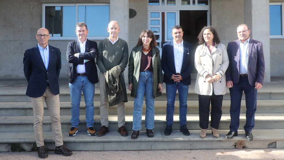 A Conselleira Lorenzana cos alcaldes de Bergantinos 2