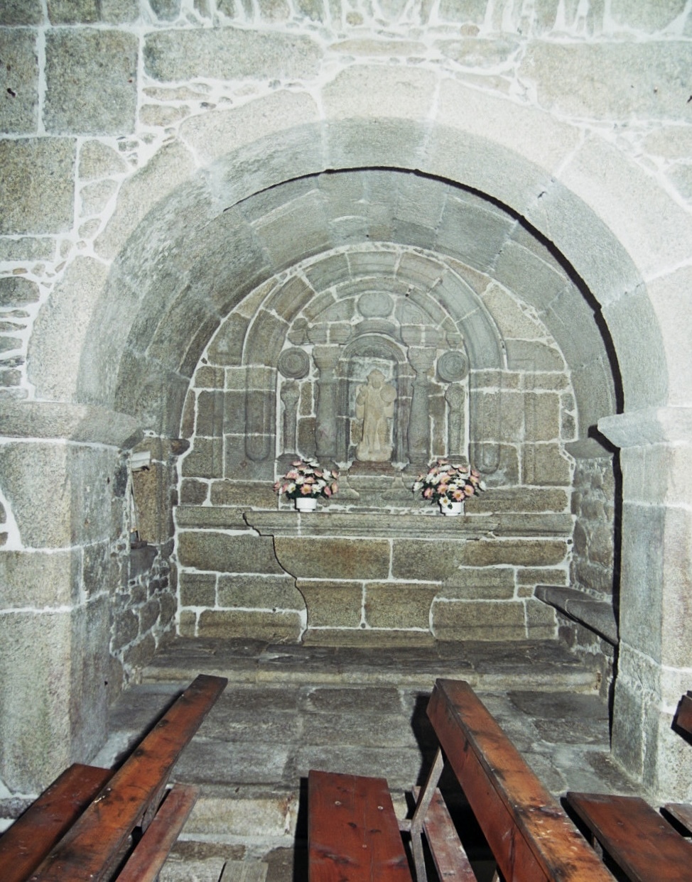 Historia da Igrexa Parroquial de Buxantes-Modesto