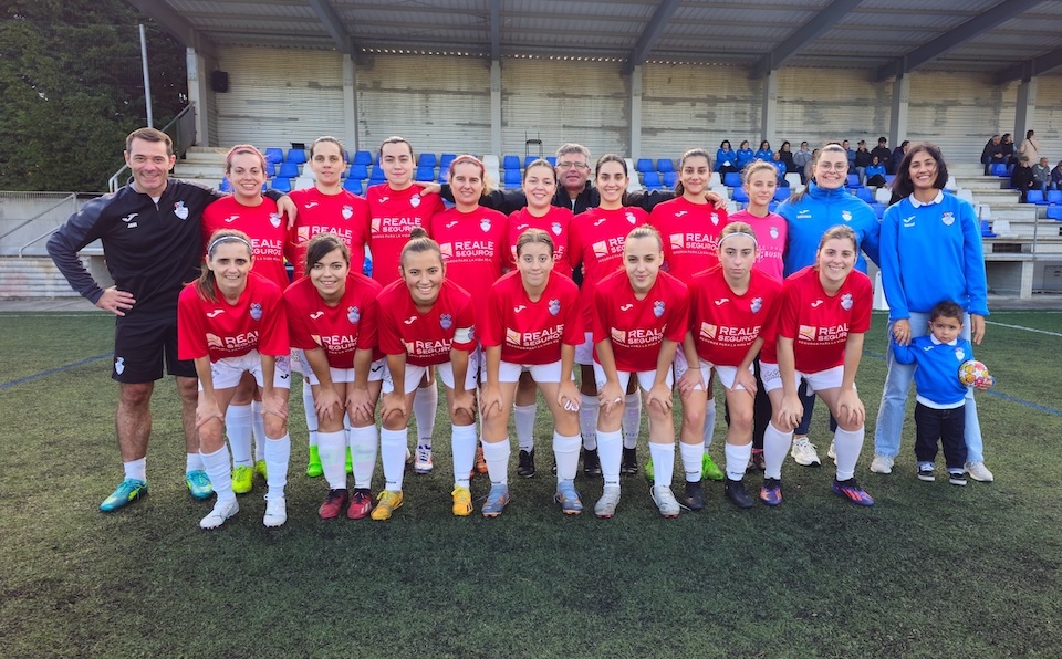 Plantel do Ponteceso SD Fem no Cubaleir