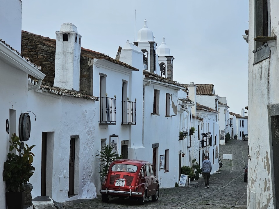 O Seat 800 de Eloi Farina por Portugal