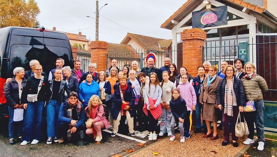 Carballeses e lilois antes do regreso a Carballo