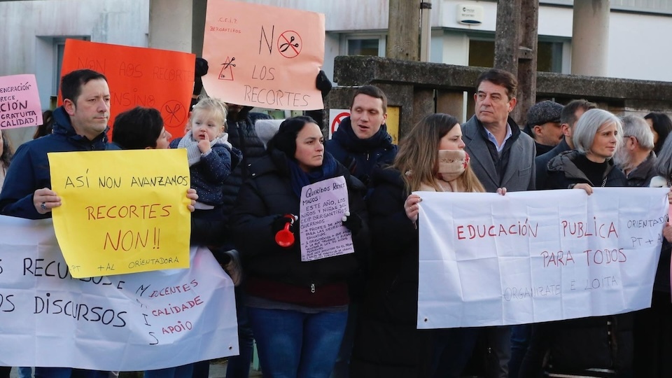 Besteiro CEIP Bergantiños Carballo 121224 01