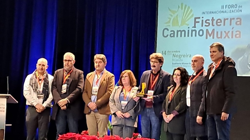 Homenaxe a Pequeno no Foro do Camino