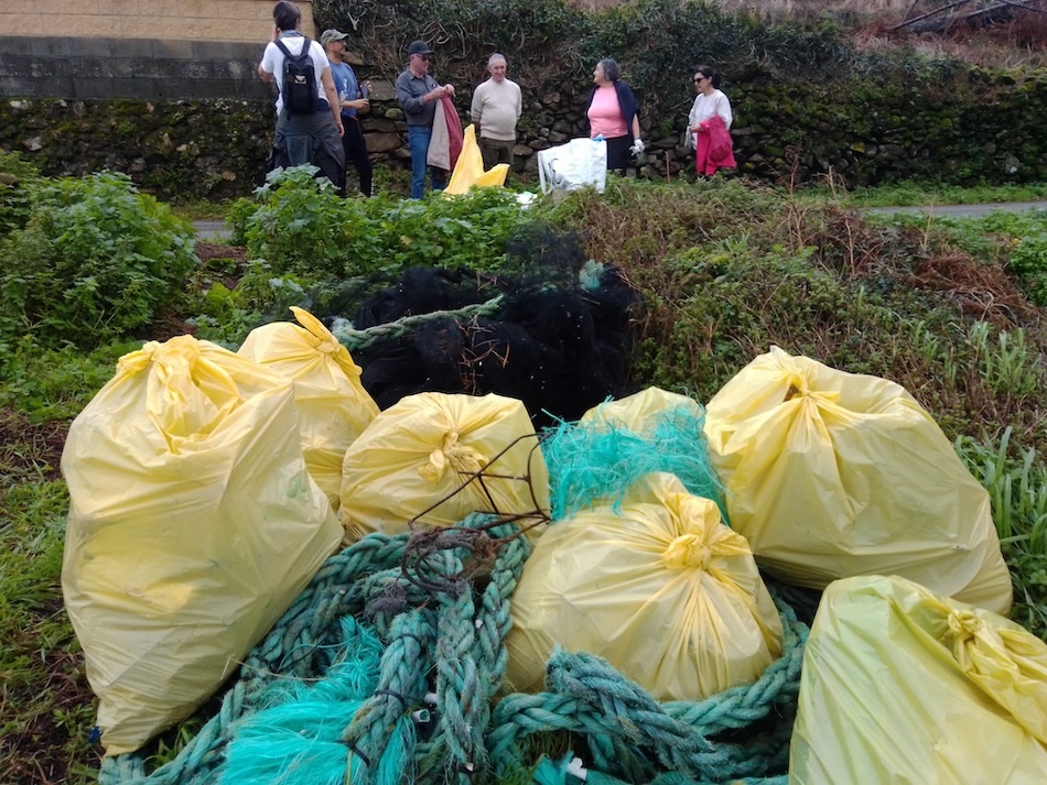 Limpeza de Mar de Fabula nos Coidos de Camarinas 4
