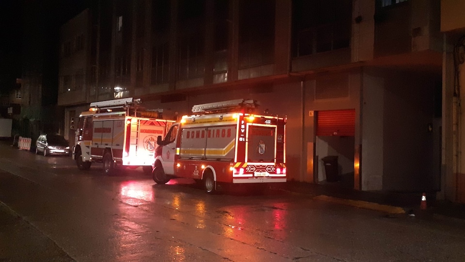 CPB - Inundación supermercado e garaxe en Carballo