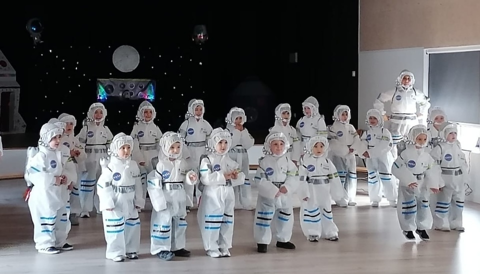 Astronautas 25 CEIP de BRENS