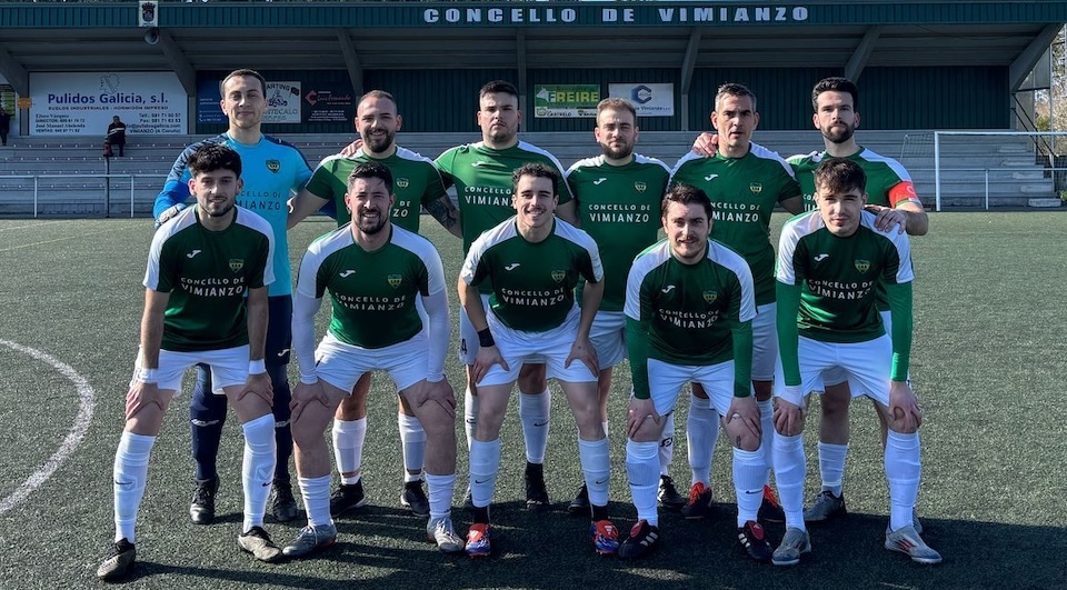 11 do CD Bainas en Vimianzo