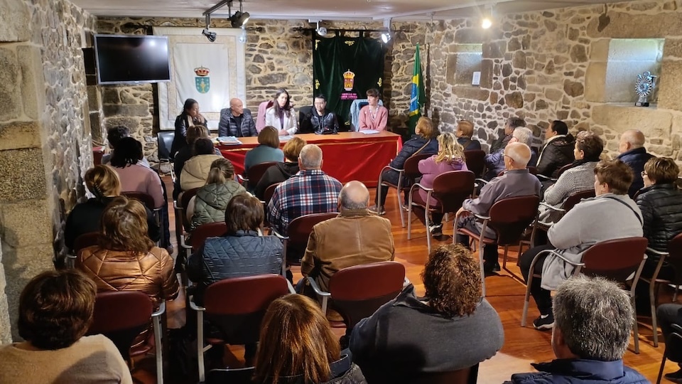 Naturalmente fortes en Santa Comba presentacion