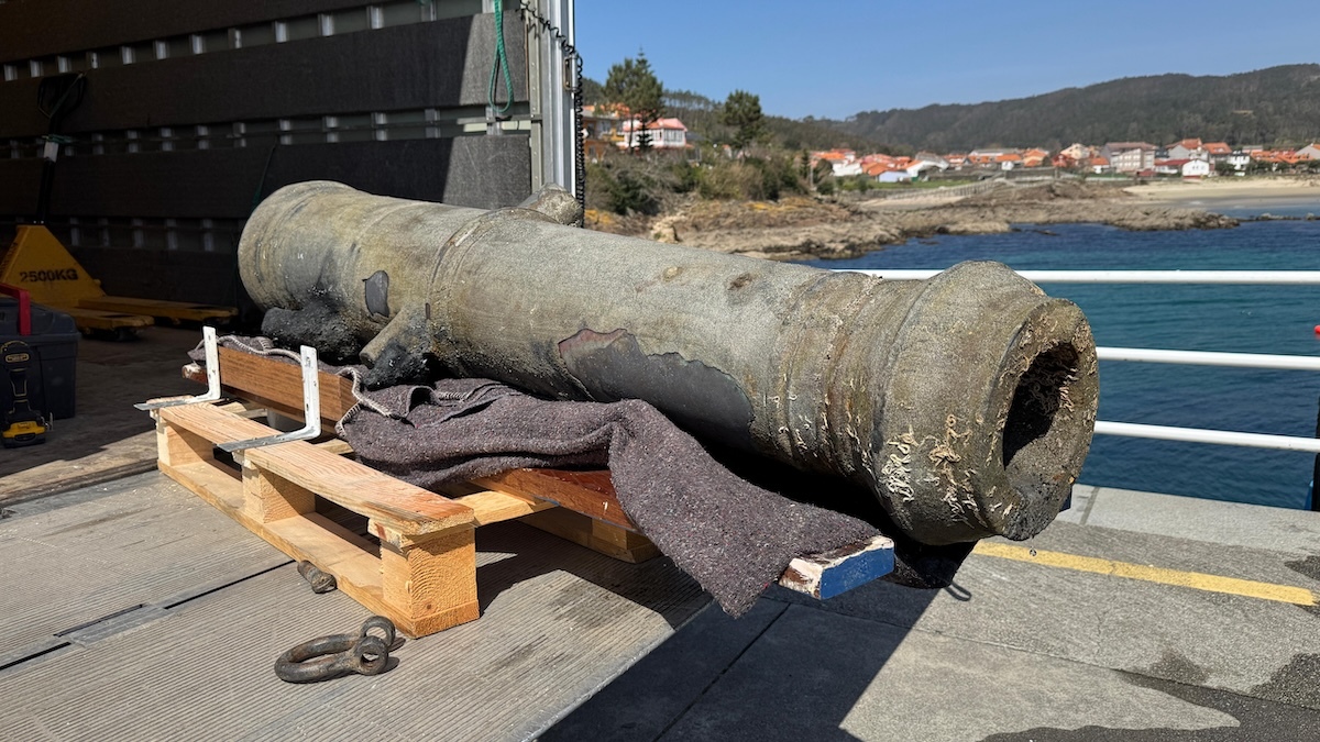 Canón pecio Fisterra 1