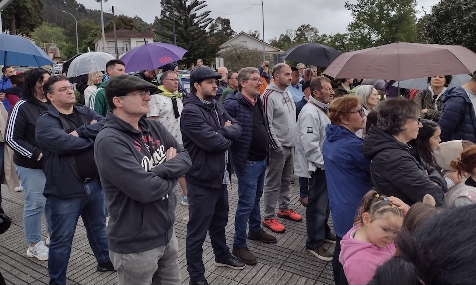 Concentracion en Carnota polo pediatra BNG