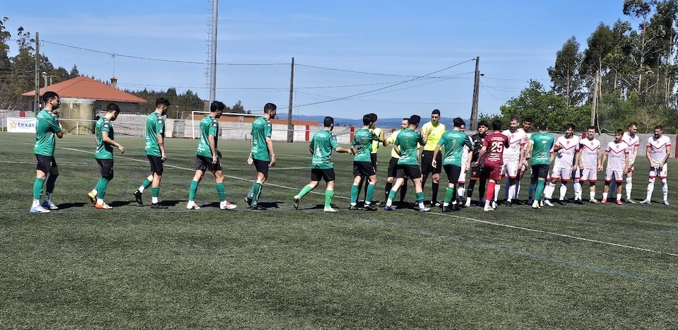SD Fisterra ante Vizono
