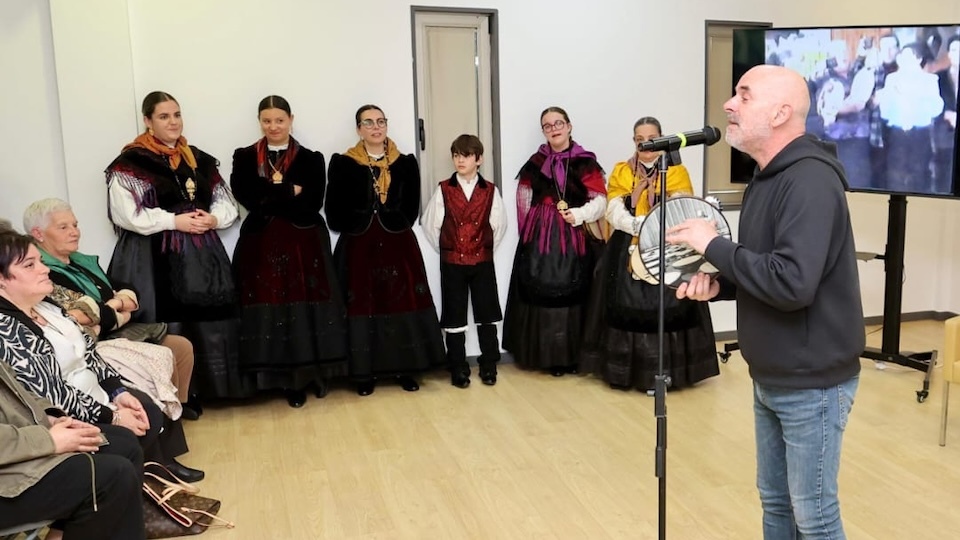 VIMIANZO - PRESENTACIÓN CANCIONEIRO GALEGO 3