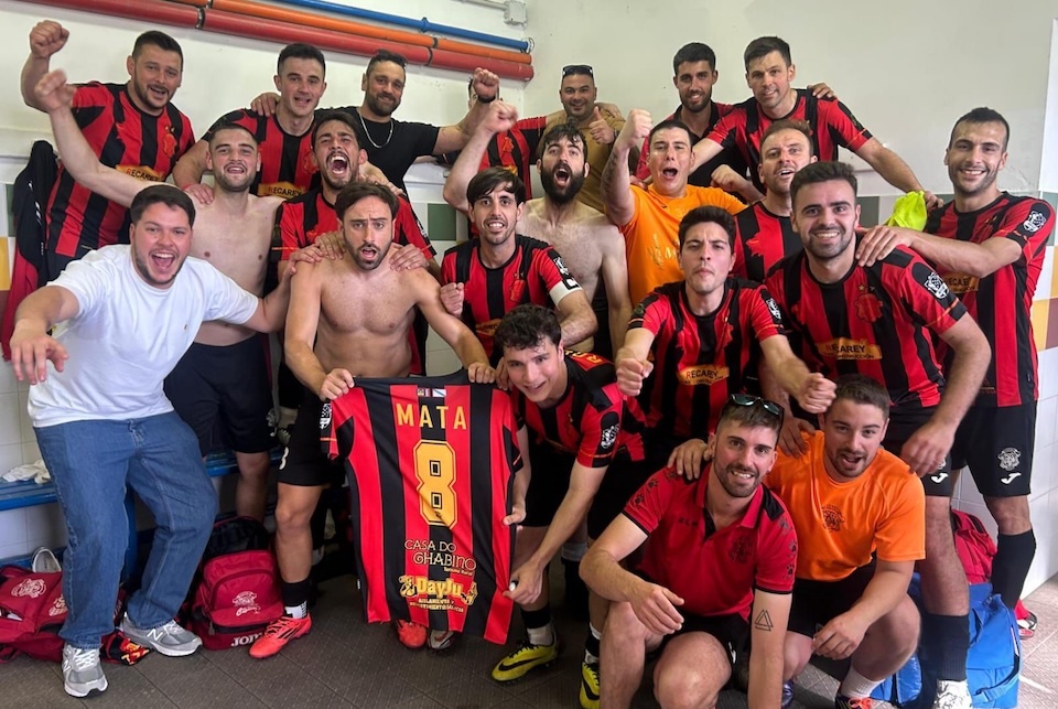 Castriz celebrando o pase a semifinal da Copa da Costa 2025