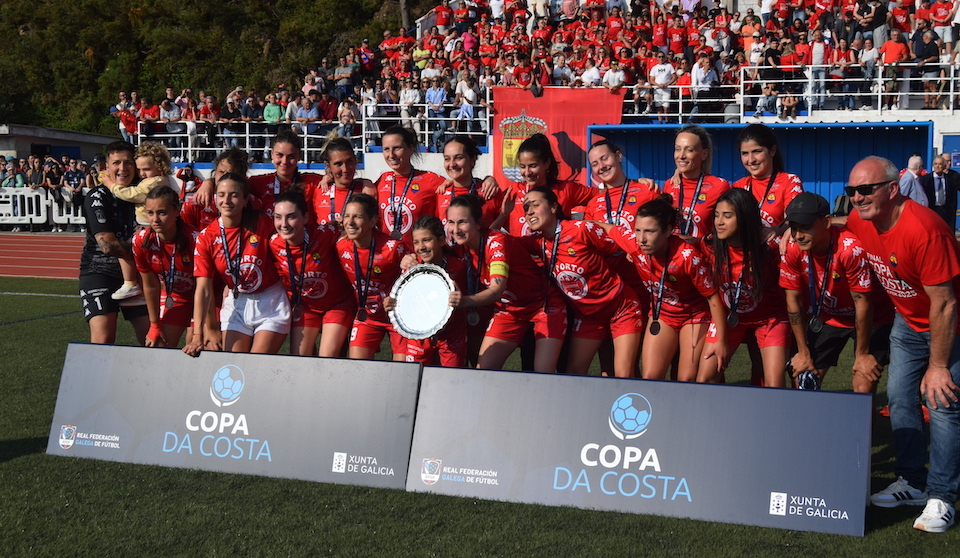 Final Copa da Costa feminina 2025-Lissette tras parar o penalti final-Foto-Jorge Castro-Muxia subcampiona