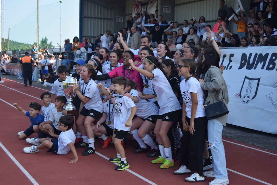 Final Copa da Costa feminina 2025-Lissette tras parar o penalti final-Foto-Jorge Castro-Dumbria Campion 2