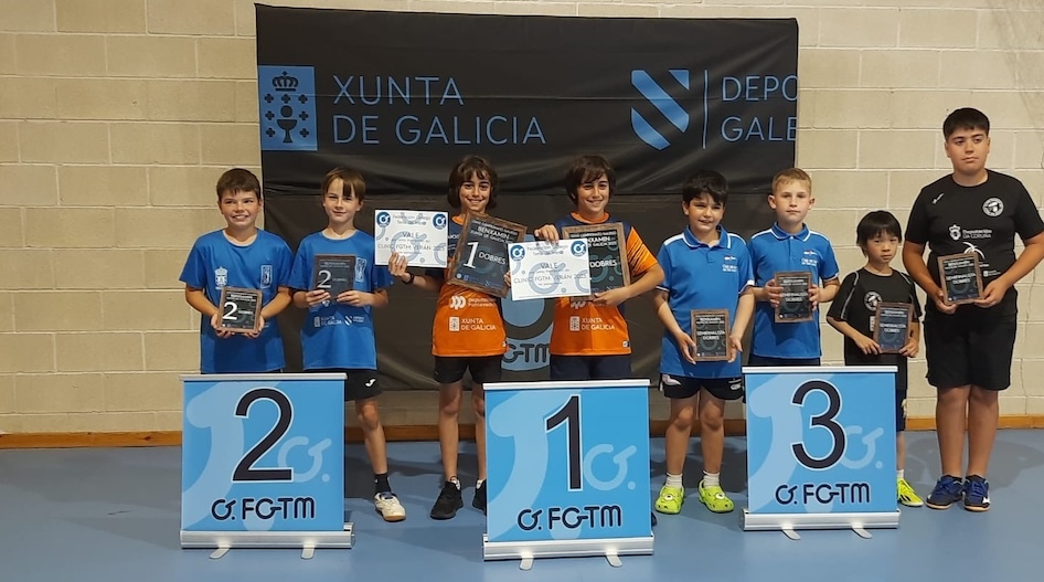 Anxo Castro e Roi Cea subcampions galegos de tenis de mesa