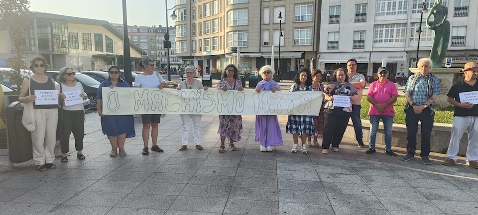 Concentracion en cee contra feminicio de Maritza
