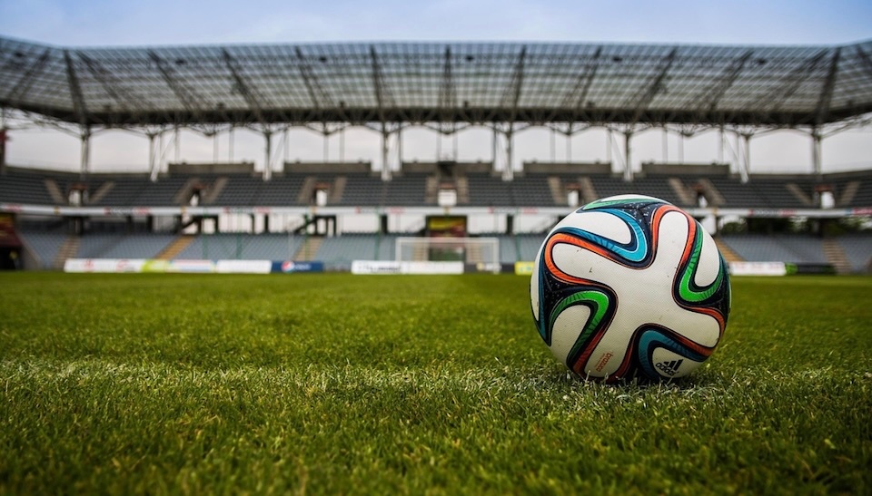 balon futbol estadio recurso-Pixabay