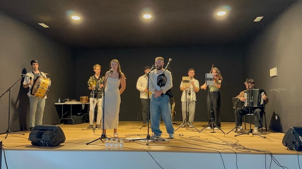 ParacetaFolk en Cee
