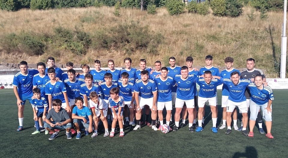 Ciclos do Maio na final do Campionato de Barrios de Esteiro 2025 copia