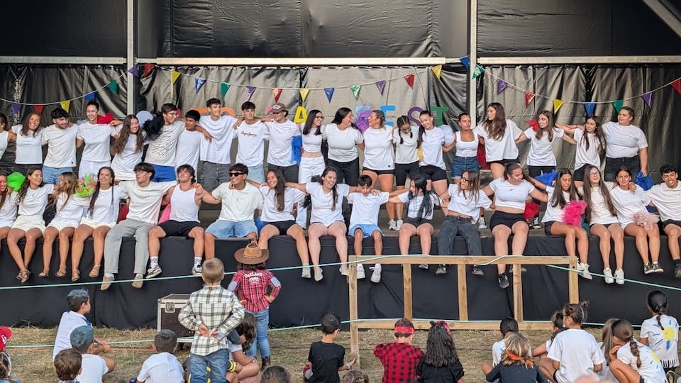 Monitoras da Festival da Escola de Veran do COuto
