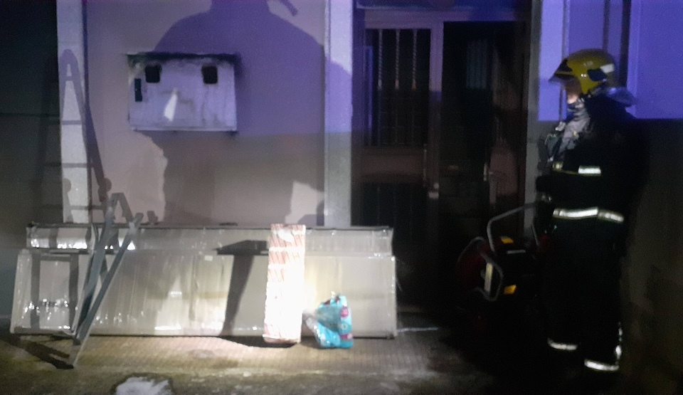 Bombeiros en Queo