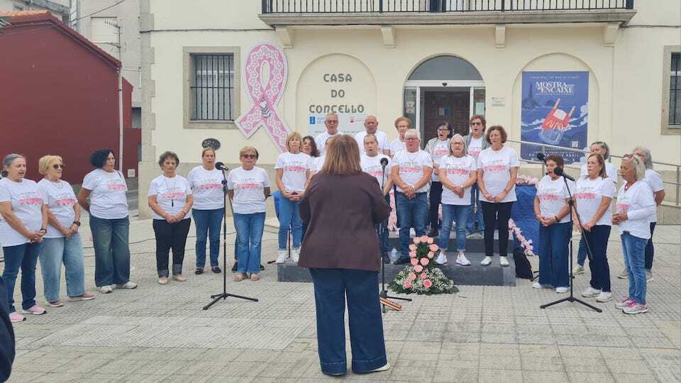 Danza Rosa en Camarinas