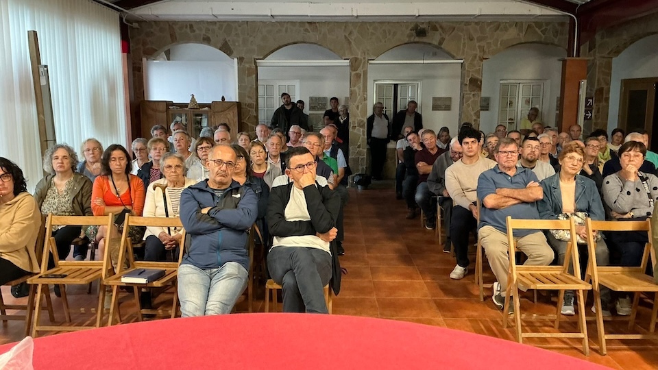 Reunión lumes ponteceso