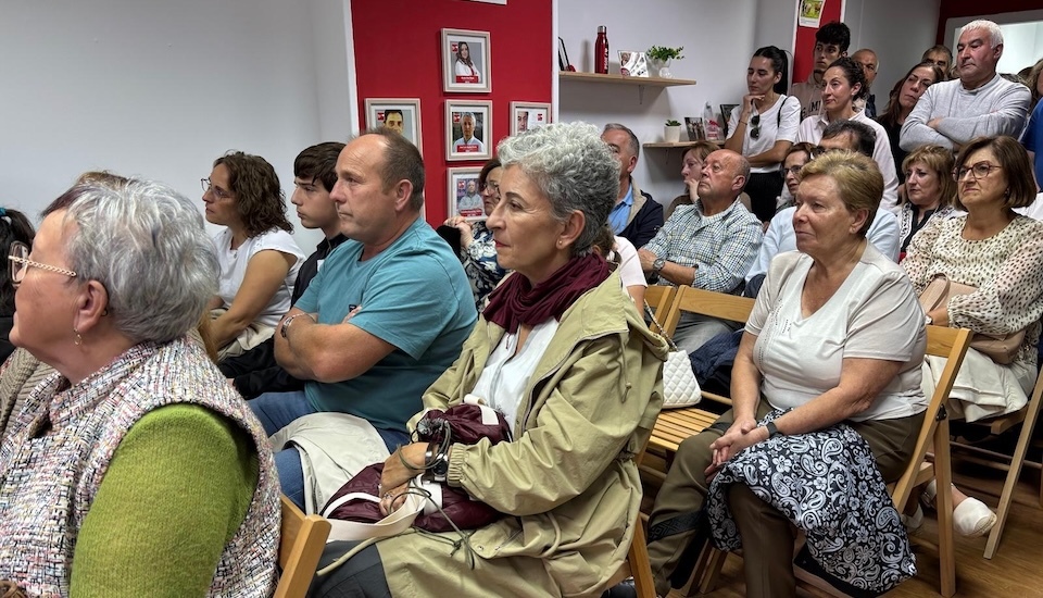 Élida, a nai de Isabel Suárez Amado durante o acto