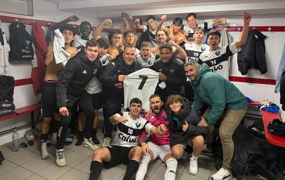 SD Oza celebrando a setima vitoria