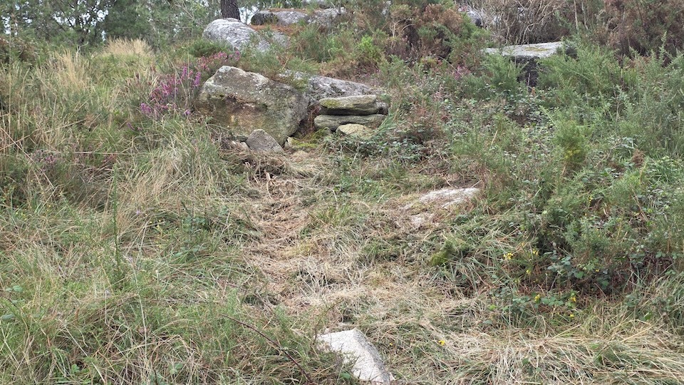 Zona onde roubaron a Pedra Furada en Vimianzo