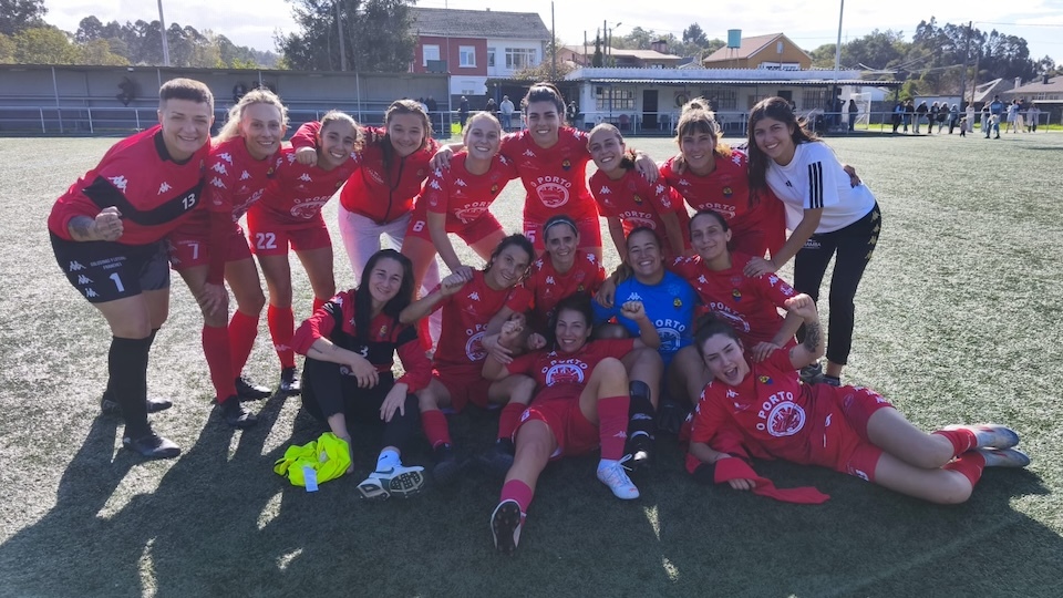 CF Muxia feminino 2025 lider