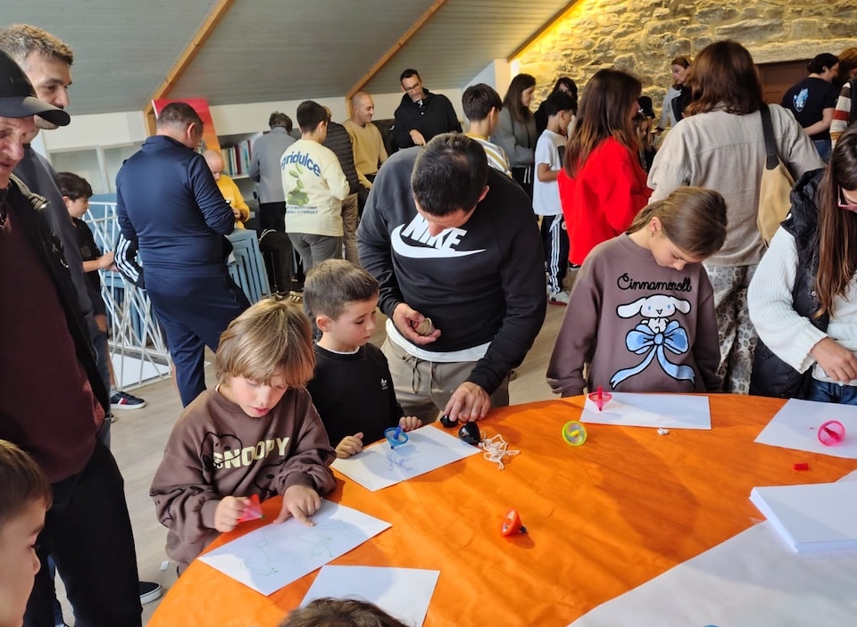 Concurso de debuxo dos Cormorans polo Peon ao Camino