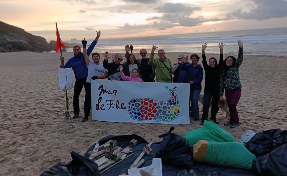 Limpeza de Mar de Fabula en Mar de Fora