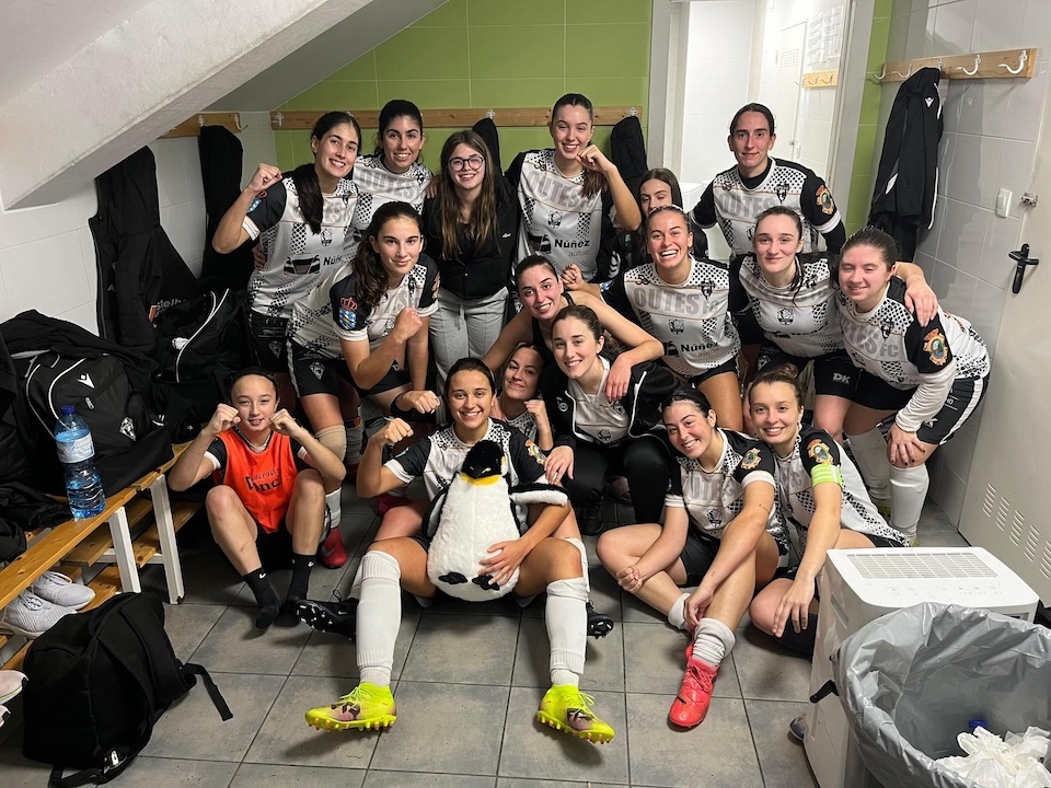 Outes FC tras vencer ao Cerqueda