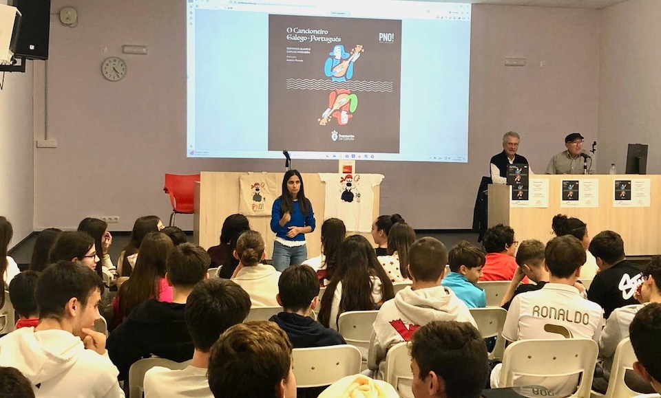 Ponte nas Ondas-presentacion-cancioneiro-en-Muros-4