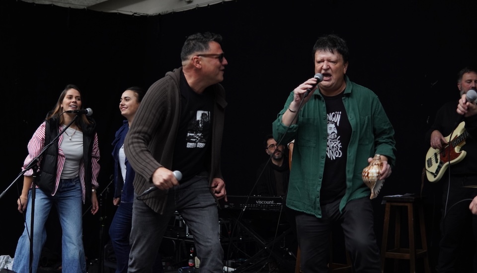 Xurxo Souto presenta a novela do Bravu en Muros