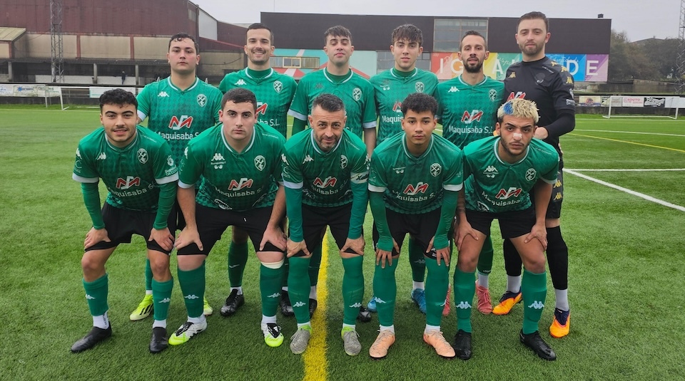 11 do Xallas FC ante o Porteno en Fontenla